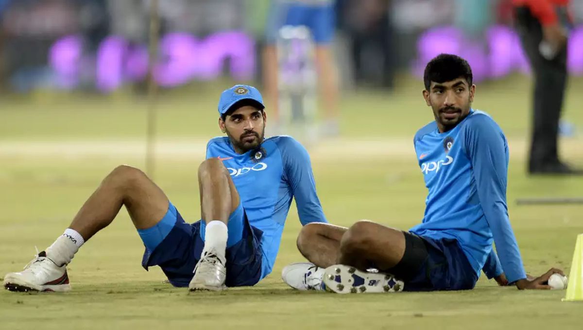 Bhuvneshwar kumar vs jashpreet bumrah